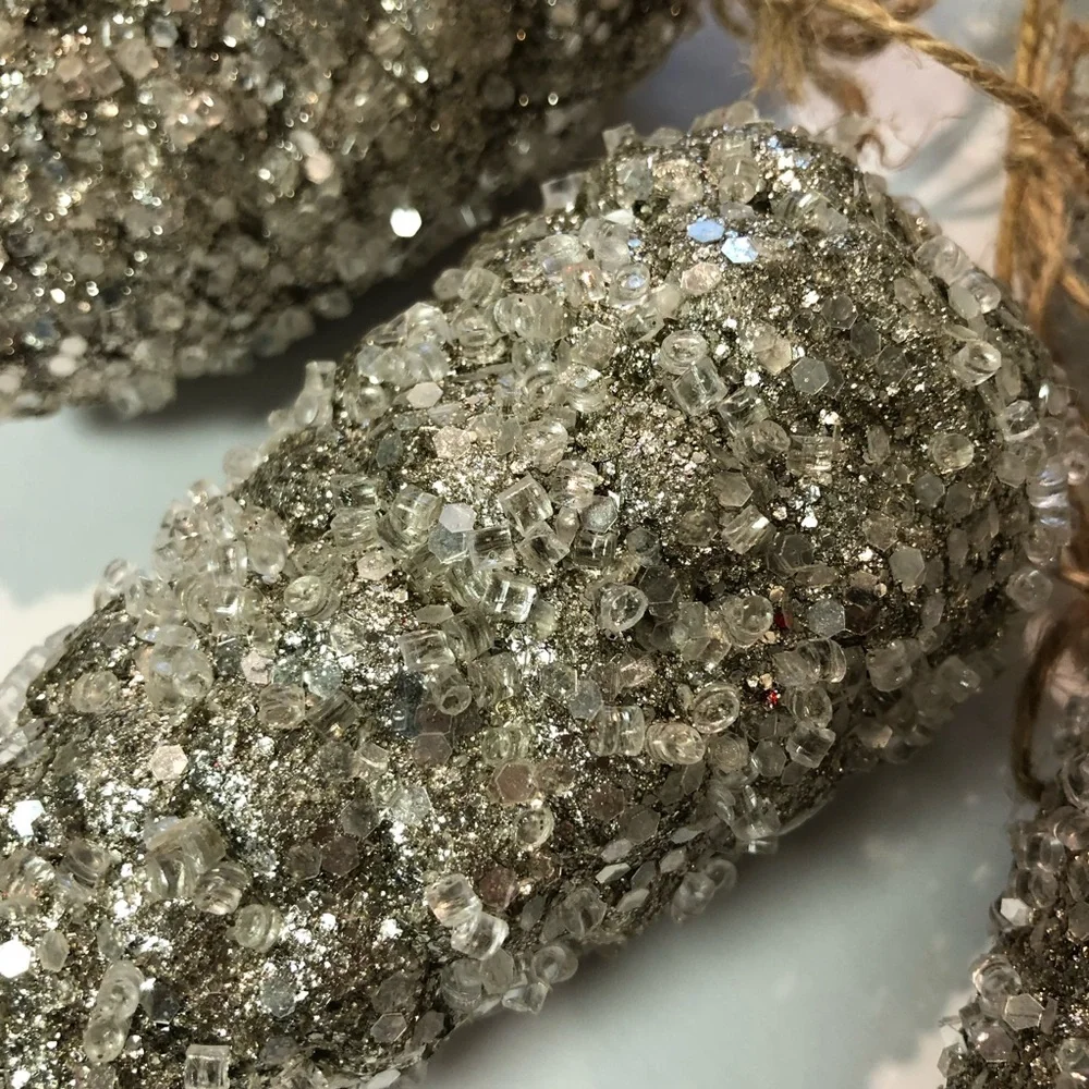 Ragon House Glittered Pinecone Cluster - Picture 4 of 7